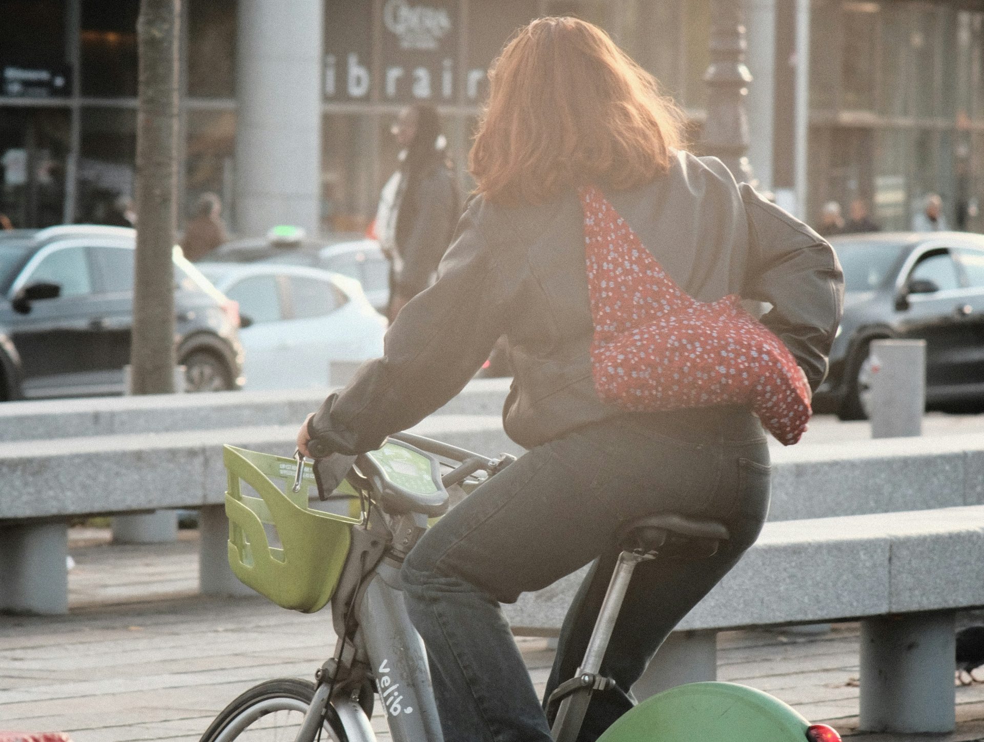 Nowy rok bez nadmiaru. Jak wprowadzić ekologiczne nawyki bez rewolucji i presji